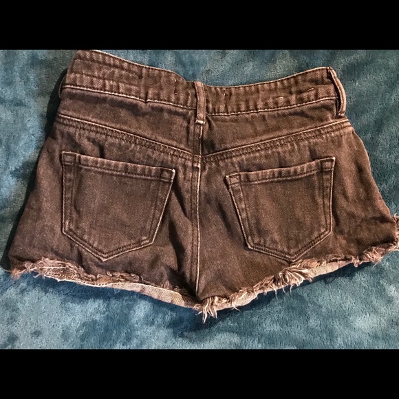 Bullhead High Rise Shorts Size 00 - Picture 2 of 2